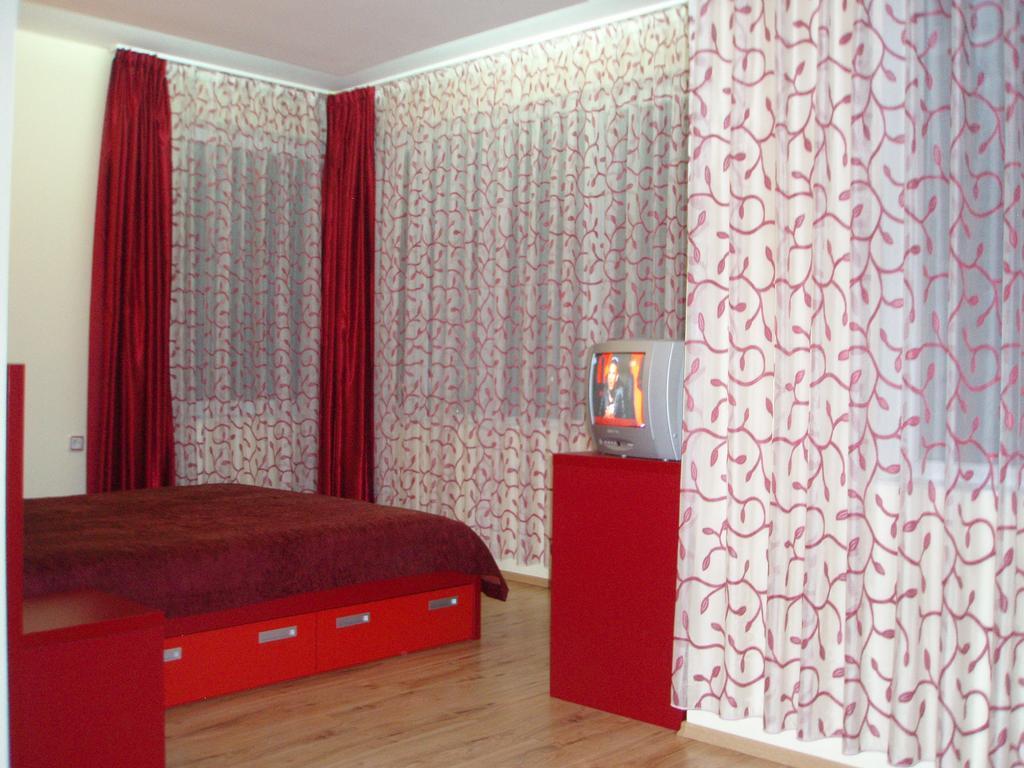 Mania Guest House كالوفر الغرفة الصورة