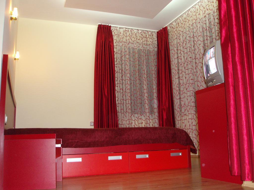 Mania Guest House كالوفر الغرفة الصورة