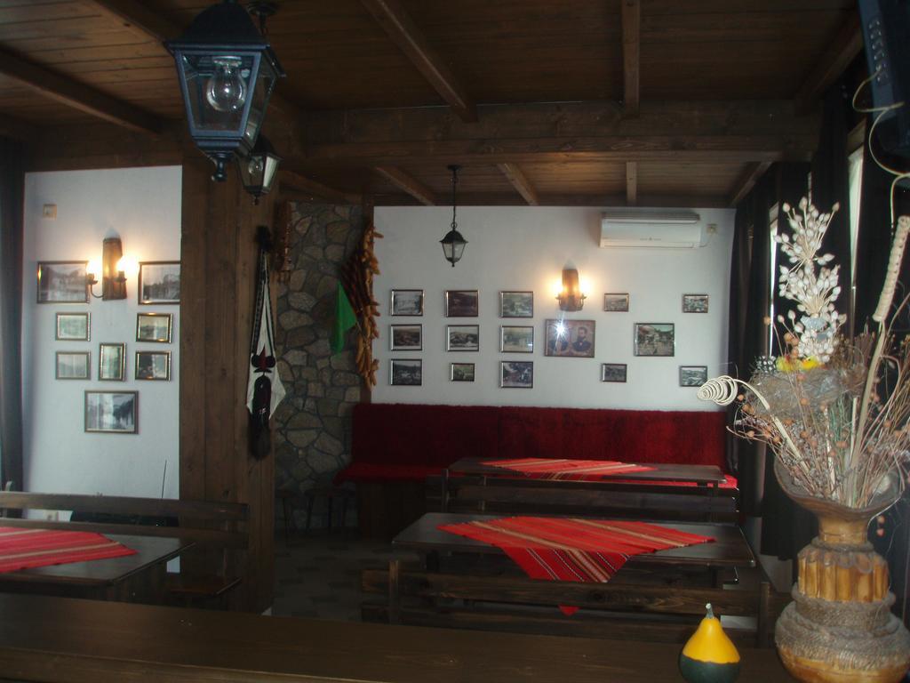 Mania Guest House كالوفر الغرفة الصورة