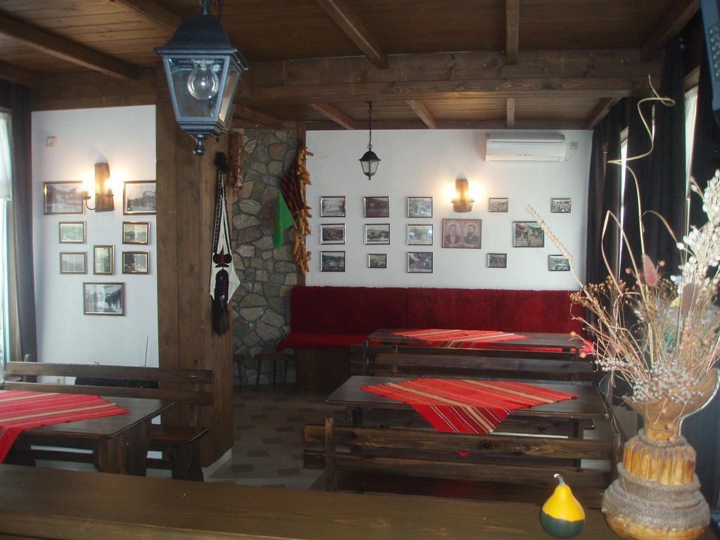 Mania Guest House كالوفر المظهر الخارجي الصورة