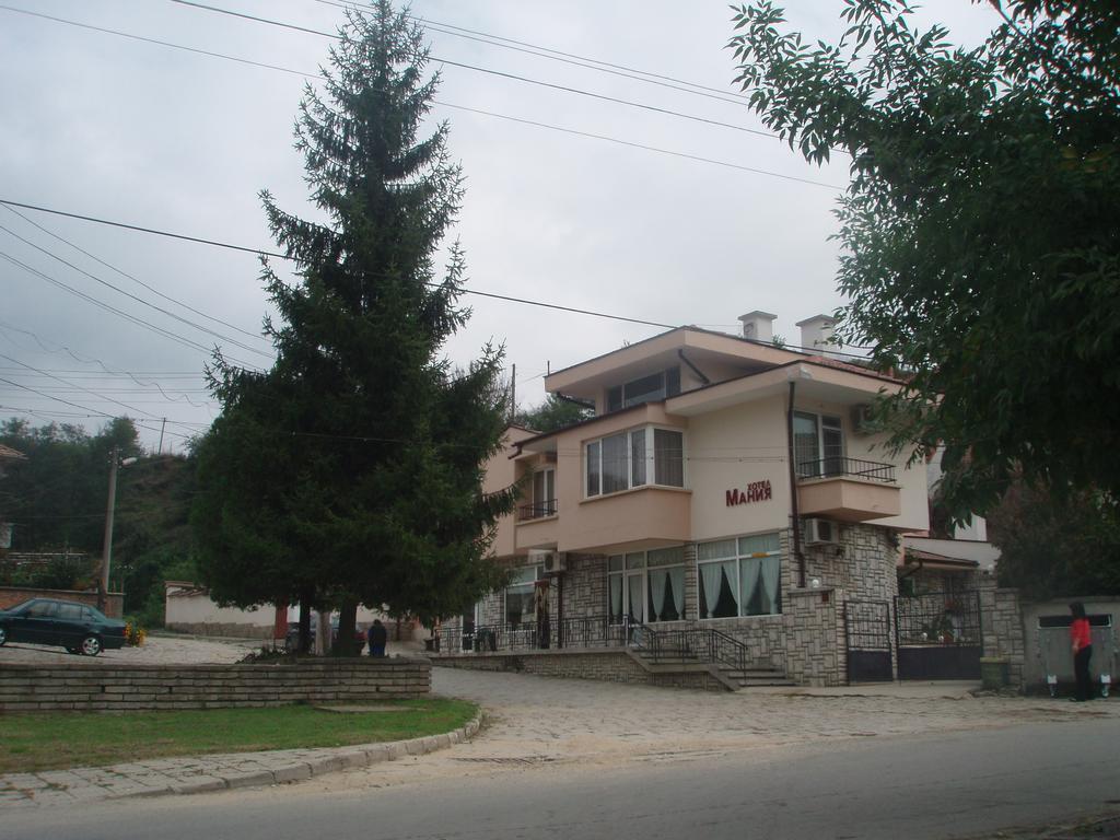 Mania Guest House كالوفر المظهر الخارجي الصورة