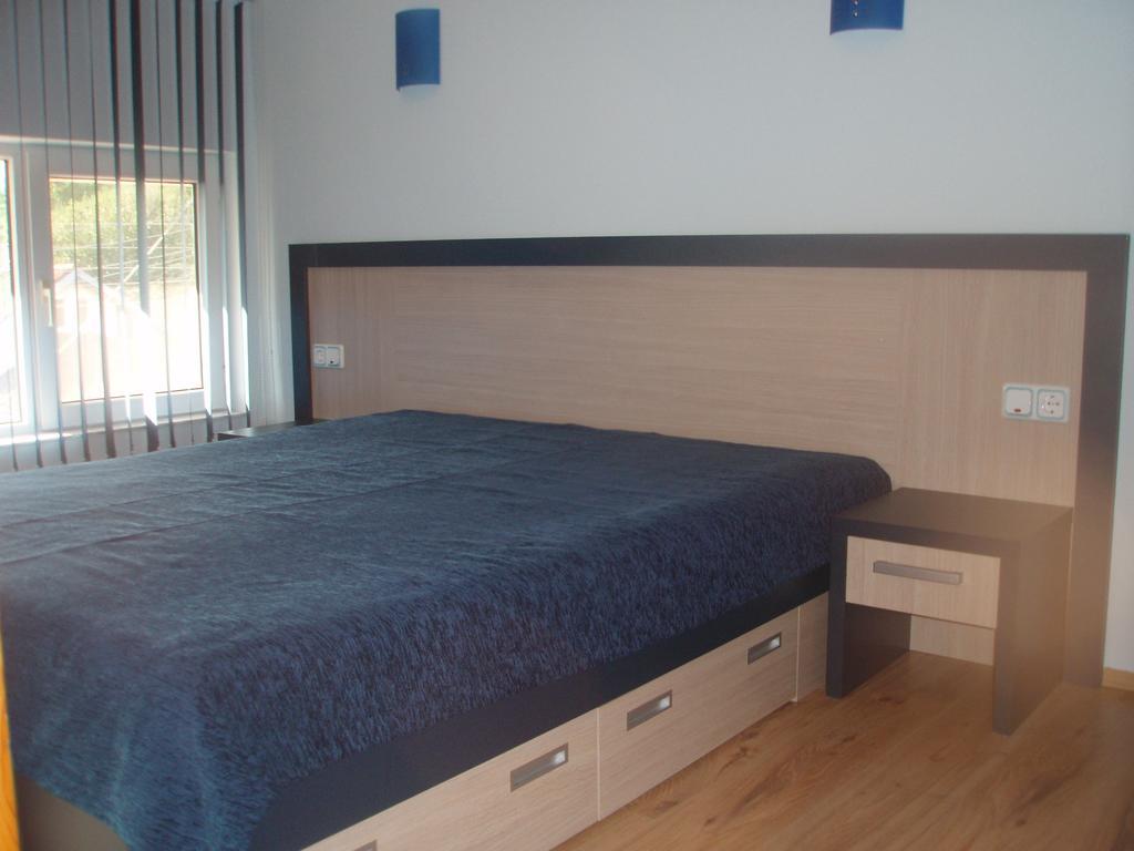 Mania Guest House كالوفر الغرفة الصورة